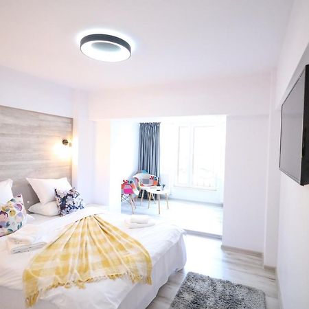 Apartament Patrick Gura Humorului Ngoại thất bức ảnh