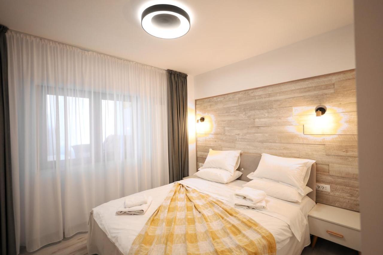 Apartament Patrick Gura Humorului Ngoại thất bức ảnh
